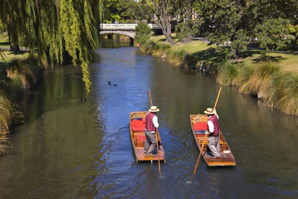The Riccarton Hotel クライストチャーチ エクステリア 写真