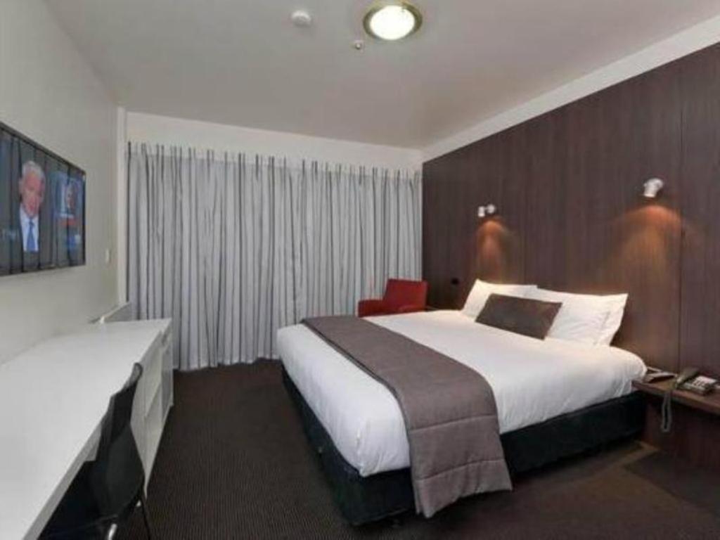 The Riccarton Hotel クライストチャーチ エクステリア 写真